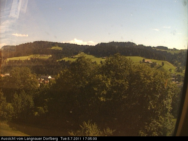 Webcam-Bild: Aussicht vom Dorfberg in Langnau 20110705-170500