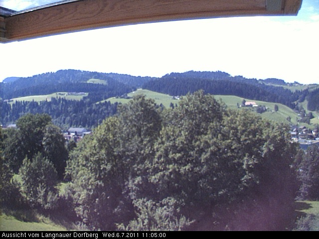 Webcam-Bild: Aussicht vom Dorfberg in Langnau 20110706-110500