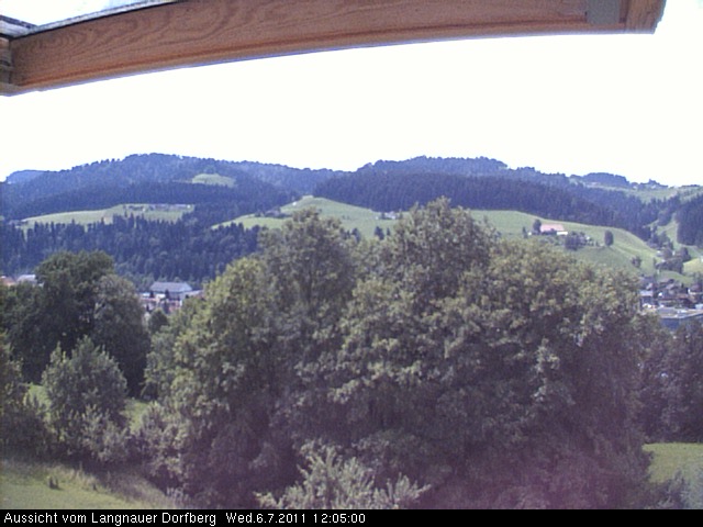 Webcam-Bild: Aussicht vom Dorfberg in Langnau 20110706-120500