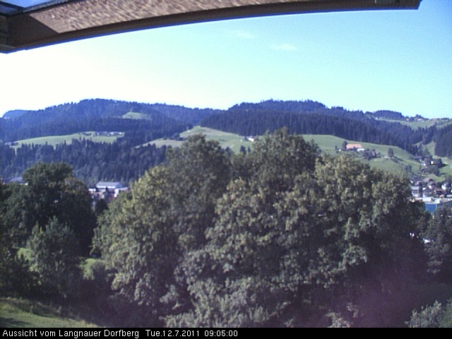 Webcam-Bild: Aussicht vom Dorfberg in Langnau 20110712-090500