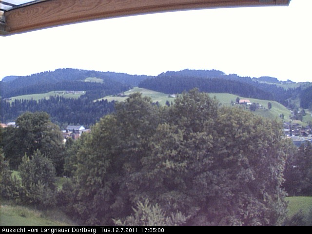 Webcam-Bild: Aussicht vom Dorfberg in Langnau 20110712-170500