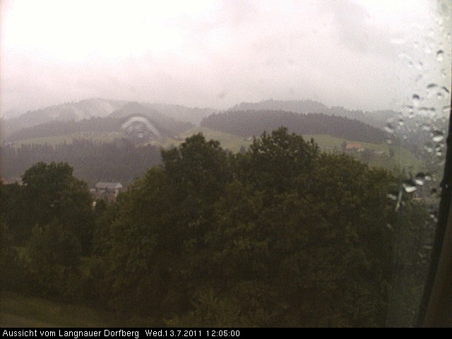 Webcam-Bild: Aussicht vom Dorfberg in Langnau 20110713-120500