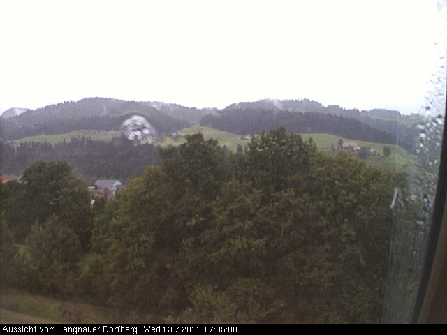 Webcam-Bild: Aussicht vom Dorfberg in Langnau 20110713-170500