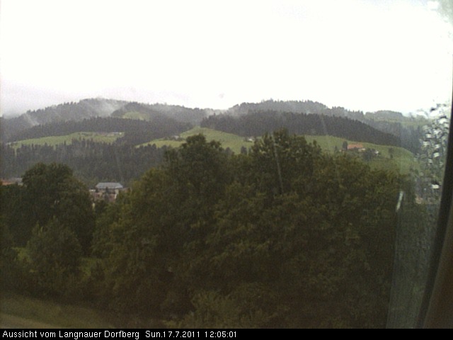 Webcam-Bild: Aussicht vom Dorfberg in Langnau 20110717-120501