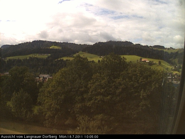 Webcam-Bild: Aussicht vom Dorfberg in Langnau 20110718-100500