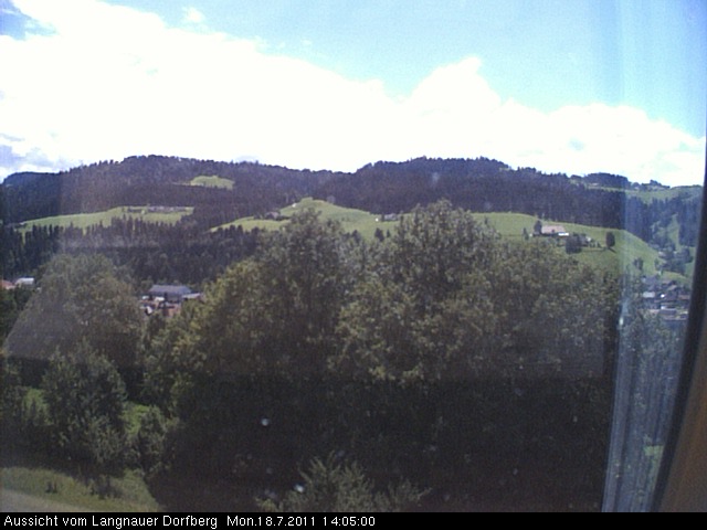 Webcam-Bild: Aussicht vom Dorfberg in Langnau 20110718-140500