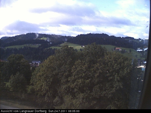 Webcam-Bild: Aussicht vom Dorfberg in Langnau 20110724-080500