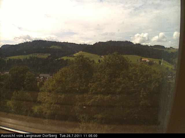 Webcam-Bild: Aussicht vom Dorfberg in Langnau 20110726-110500