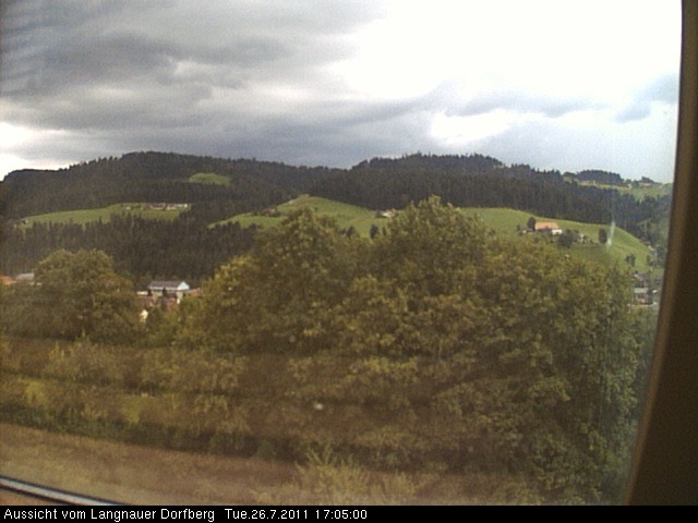 Webcam-Bild: Aussicht vom Dorfberg in Langnau 20110726-170500