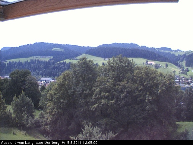 Webcam-Bild: Aussicht vom Dorfberg in Langnau 20110805-120500
