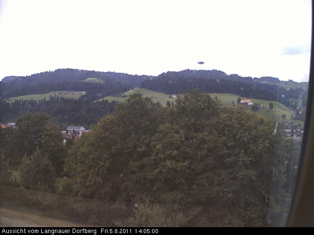 Webcam-Bild: Aussicht vom Dorfberg in Langnau 20110805-140500