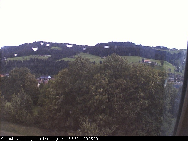 Webcam-Bild: Aussicht vom Dorfberg in Langnau 20110808-090500