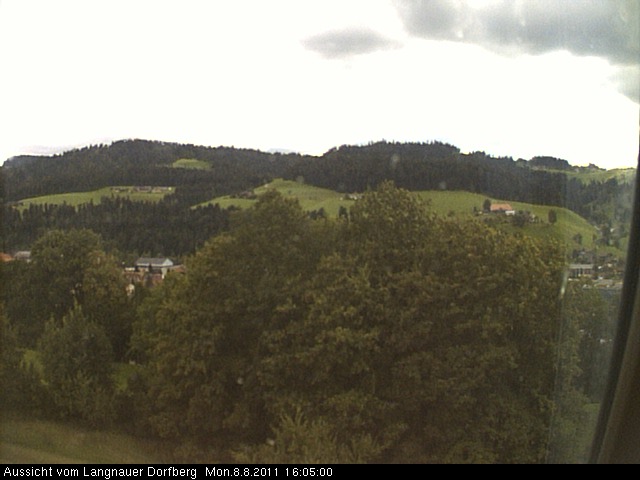 Webcam-Bild: Aussicht vom Dorfberg in Langnau 20110808-160500