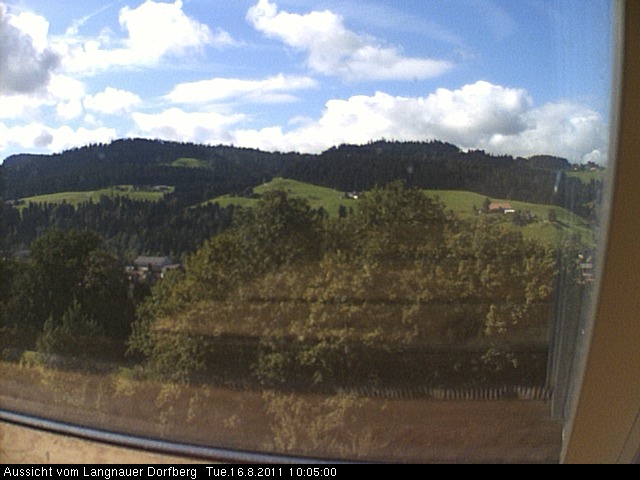 Webcam-Bild: Aussicht vom Dorfberg in Langnau 20110816-100500