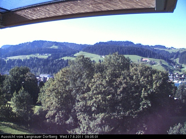 Webcam-Bild: Aussicht vom Dorfberg in Langnau 20110817-090501
