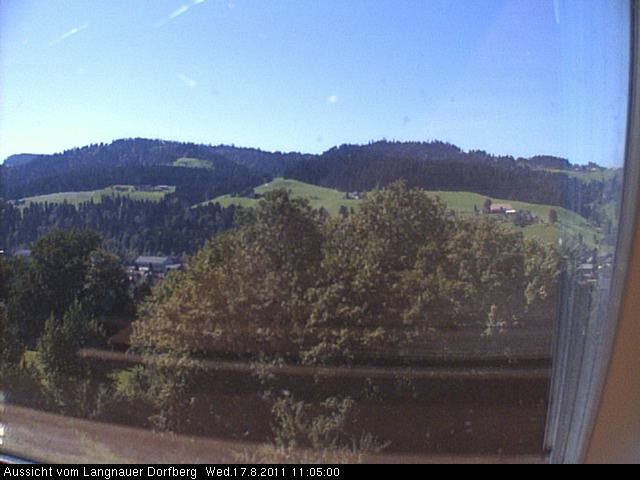 Webcam-Bild: Aussicht vom Dorfberg in Langnau 20110817-110500