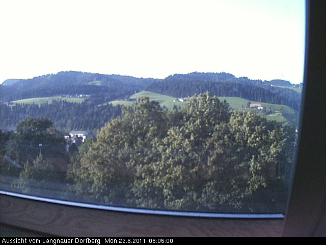 Webcam-Bild: Aussicht vom Dorfberg in Langnau 20110822-080500