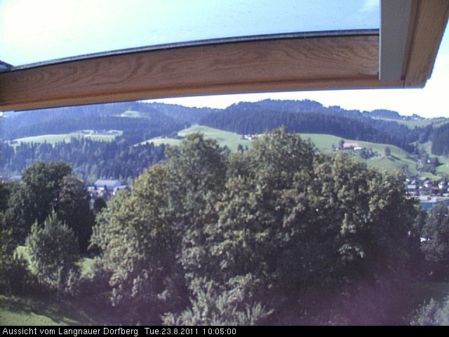 Webcam-Bild: Aussicht vom Dorfberg in Langnau 20110823-100500