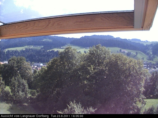 Webcam-Bild: Aussicht vom Dorfberg in Langnau 20110823-160500