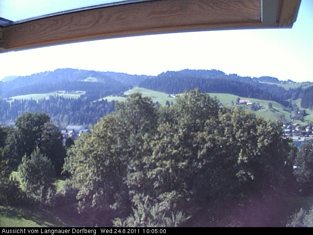 Webcam-Bild: Aussicht vom Dorfberg in Langnau 20110824-100500