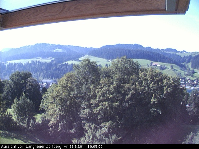 Webcam-Bild: Aussicht vom Dorfberg in Langnau 20110826-100500
