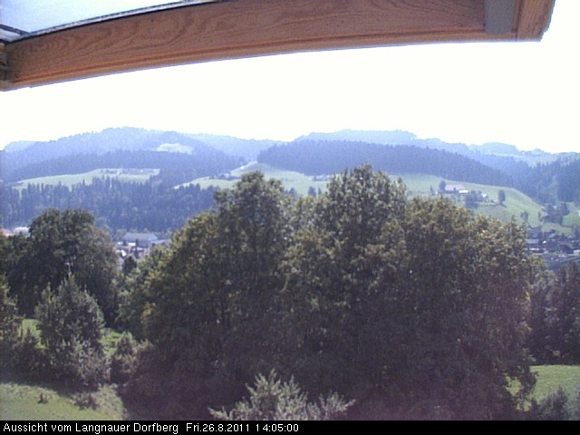 Webcam-Bild: Aussicht vom Dorfberg in Langnau 20110826-140500