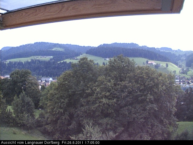 Webcam-Bild: Aussicht vom Dorfberg in Langnau 20110826-170500