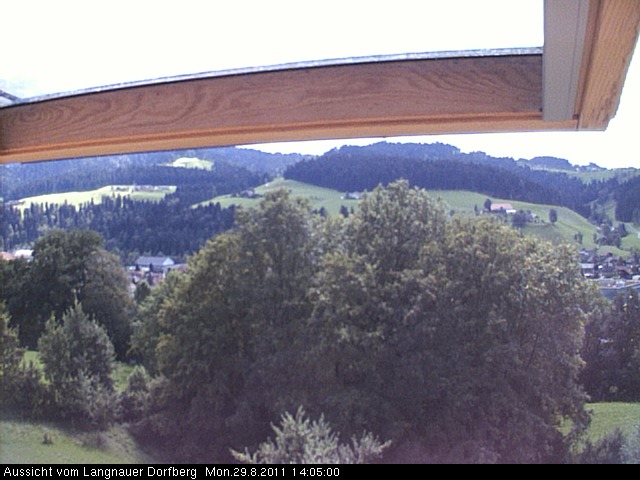 Webcam-Bild: Aussicht vom Dorfberg in Langnau 20110829-140500