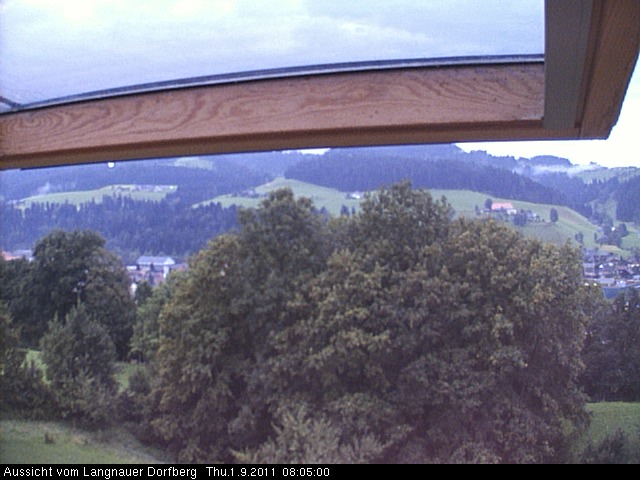Webcam-Bild: Aussicht vom Dorfberg in Langnau 20110901-080500