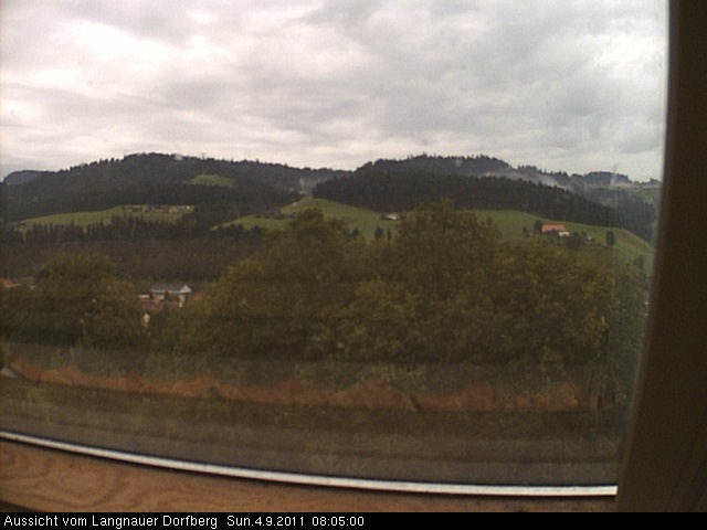 Webcam-Bild: Aussicht vom Dorfberg in Langnau 20110904-080500