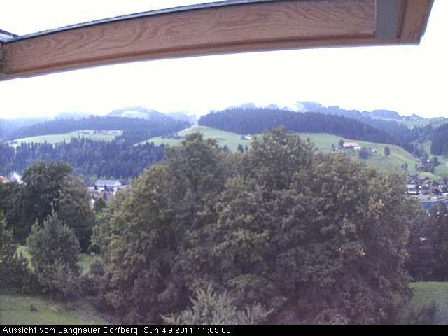 Webcam-Bild: Aussicht vom Dorfberg in Langnau 20110904-110500