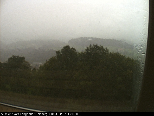 Webcam-Bild: Aussicht vom Dorfberg in Langnau 20110904-170500