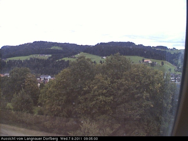 Webcam-Bild: Aussicht vom Dorfberg in Langnau 20110907-090500