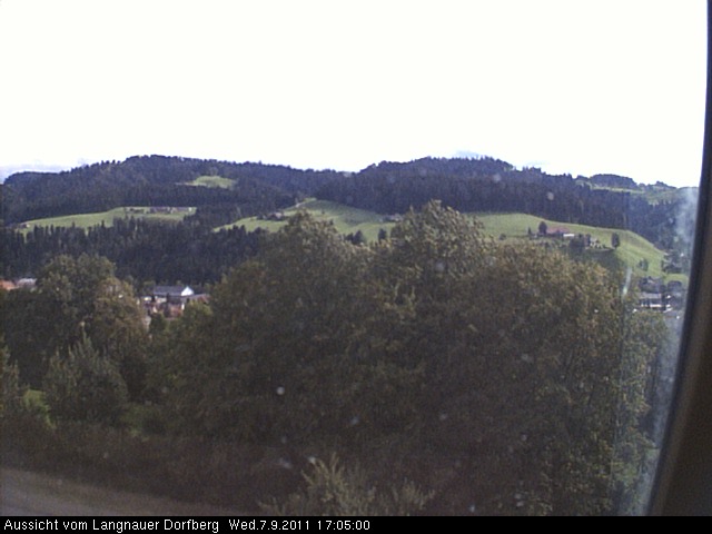 Webcam-Bild: Aussicht vom Dorfberg in Langnau 20110907-170500