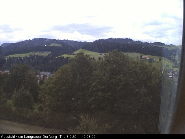 Webcam-Bild: Aussicht vom Dorfberg in Langnau 20110908-120500