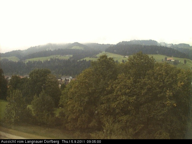 Webcam-Bild: Aussicht vom Dorfberg in Langnau 20110915-090500