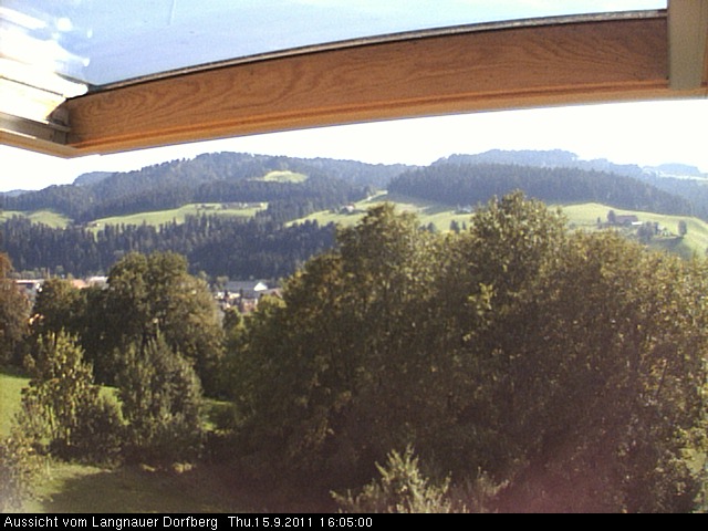 Webcam-Bild: Aussicht vom Dorfberg in Langnau 20110915-160500
