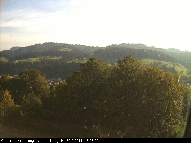Webcam-Bild: Aussicht vom Dorfberg in Langnau 20110930-170500