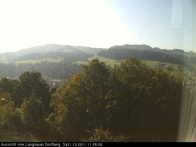 Webcam-Bild: Aussicht vom Dorfberg in Langnau 20111001-110500
