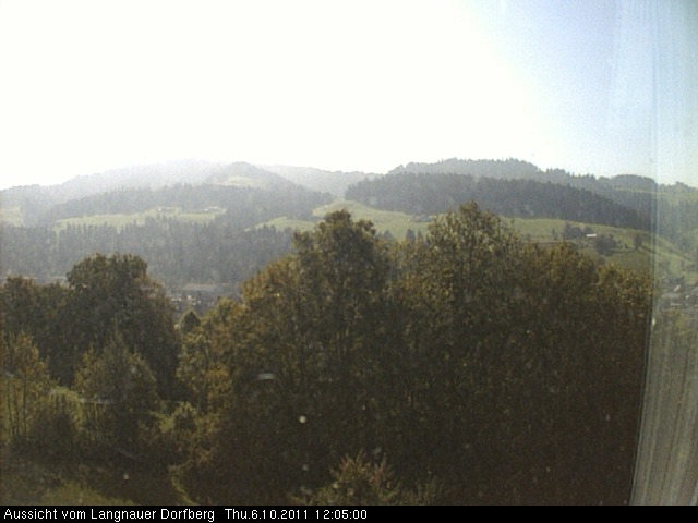 Webcam-Bild: Aussicht vom Dorfberg in Langnau 20111006-120500