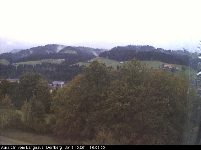 Webcam-Bild: Aussicht vom Dorfberg in Langnau 20111008-160500