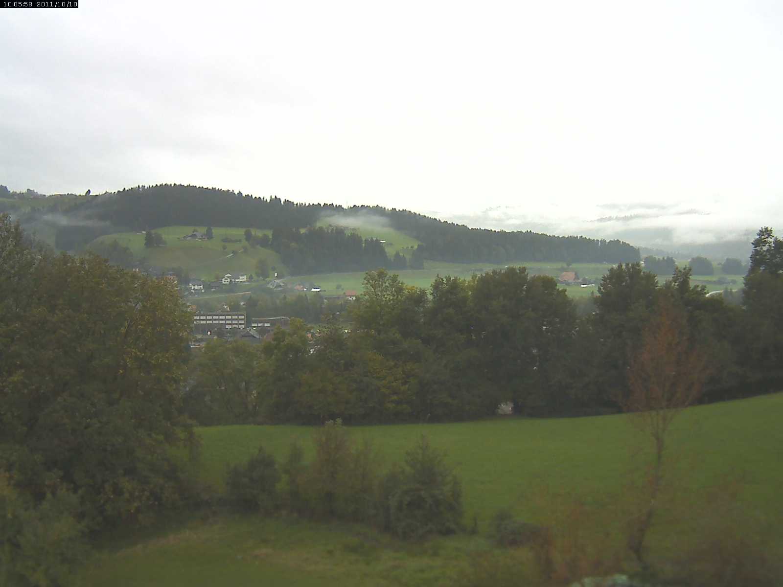 Webcam-Bild: Aussicht vom Dorfberg in Langnau 20111010-110600