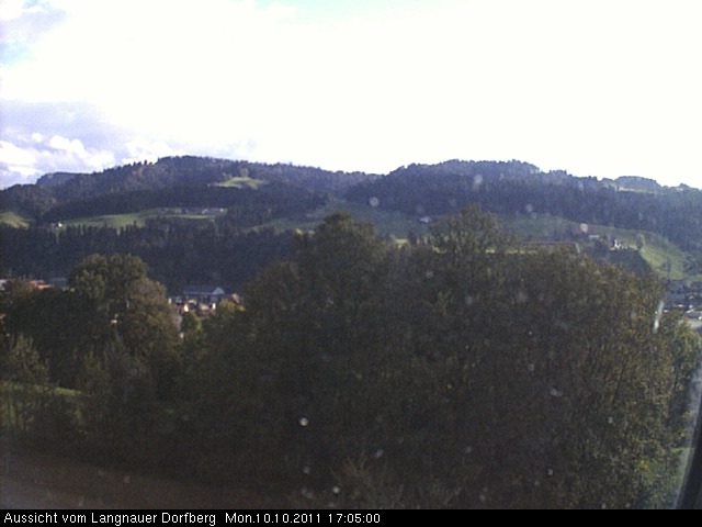 Webcam-Bild: Aussicht vom Dorfberg in Langnau 20111010-170500