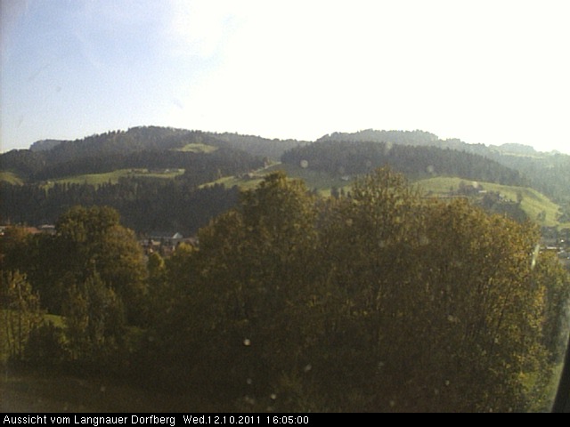 Webcam-Bild: Aussicht vom Dorfberg in Langnau 20111012-160500