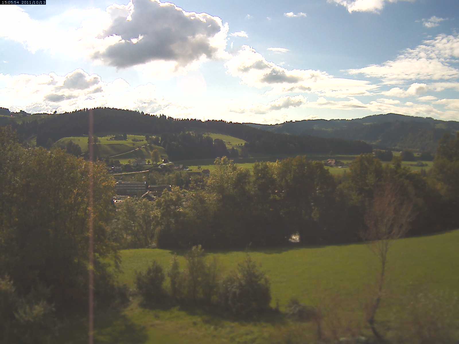 Webcam-Bild: Aussicht vom Dorfberg in Langnau 20111013-150600