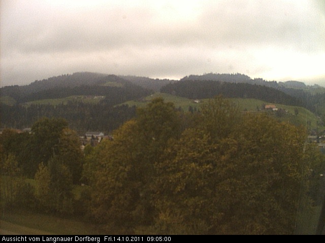 Webcam-Bild: Aussicht vom Dorfberg in Langnau 20111014-090500