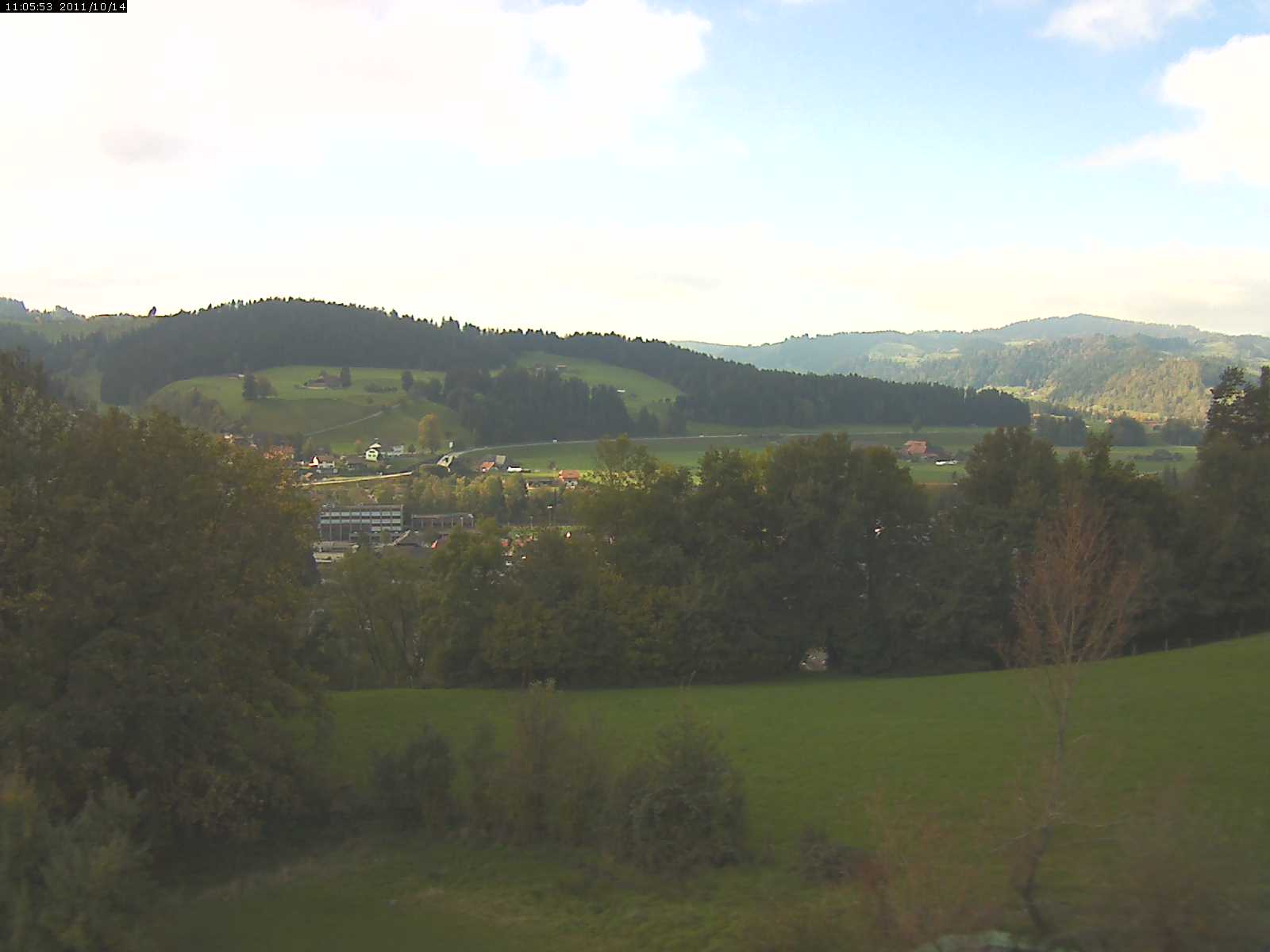 Webcam-Bild: Aussicht vom Dorfberg in Langnau 20111014-110600