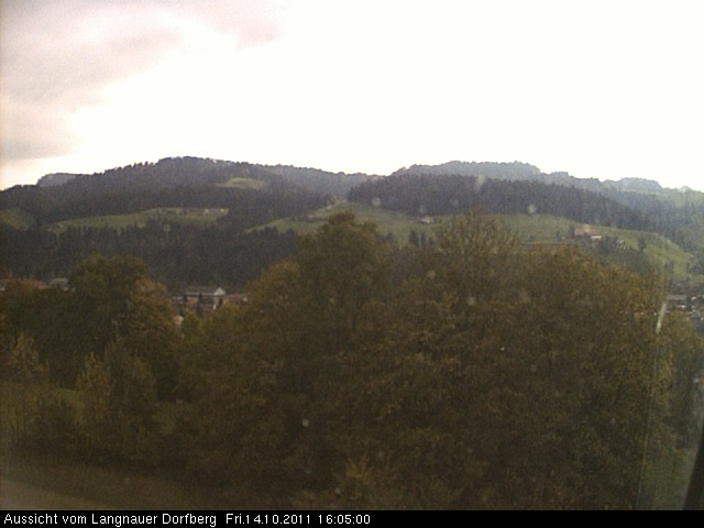 Webcam-Bild: Aussicht vom Dorfberg in Langnau 20111014-160500