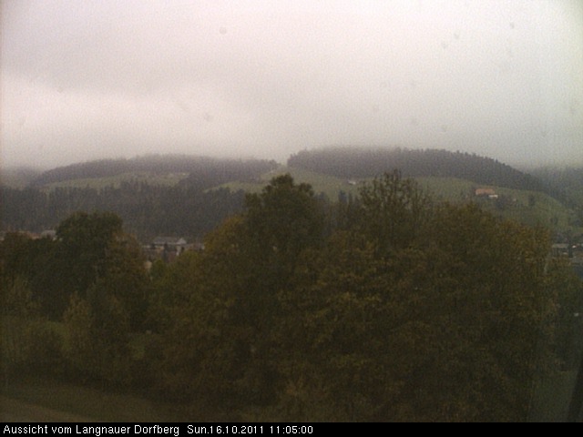 Webcam-Bild: Aussicht vom Dorfberg in Langnau 20111016-110500