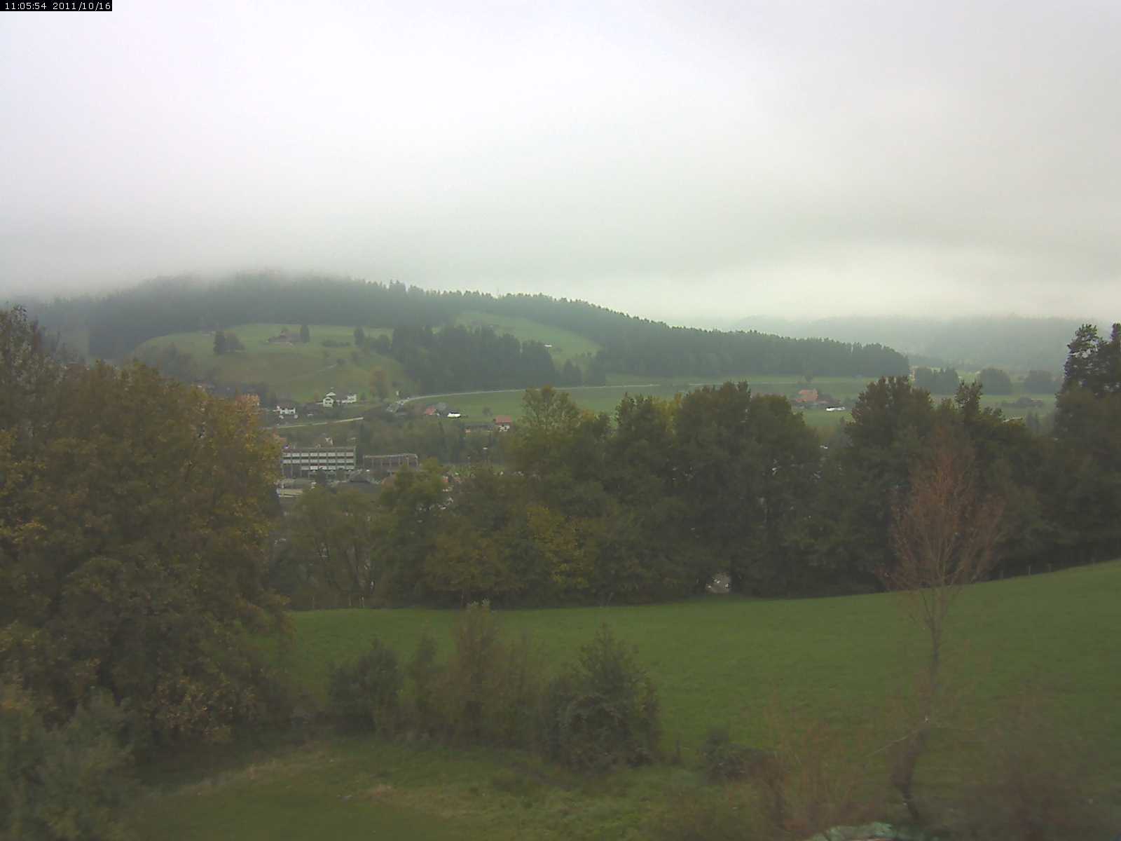 Webcam-Bild: Aussicht vom Dorfberg in Langnau 20111016-110600